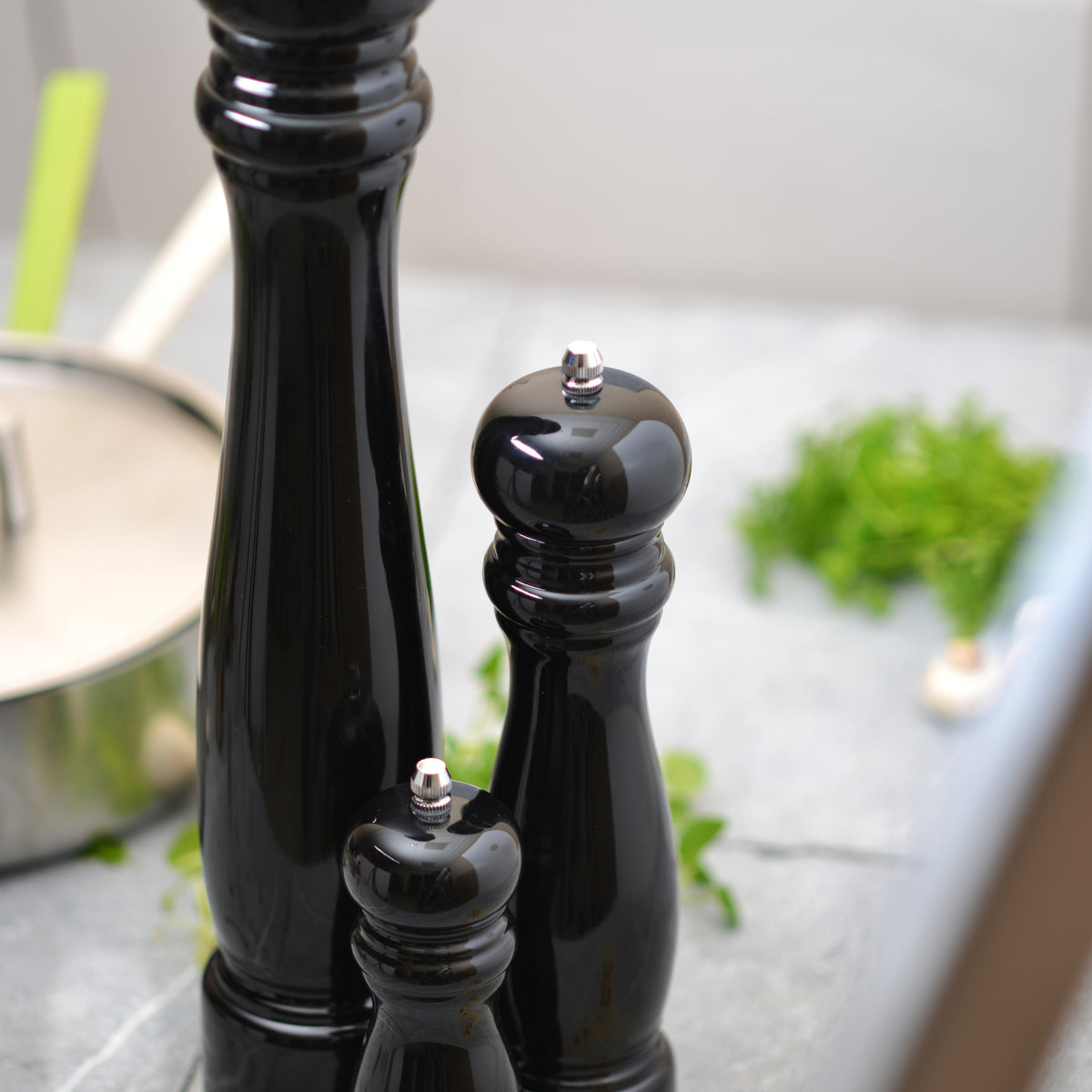 Essentials Pepper Mill 16.5 cm – 2