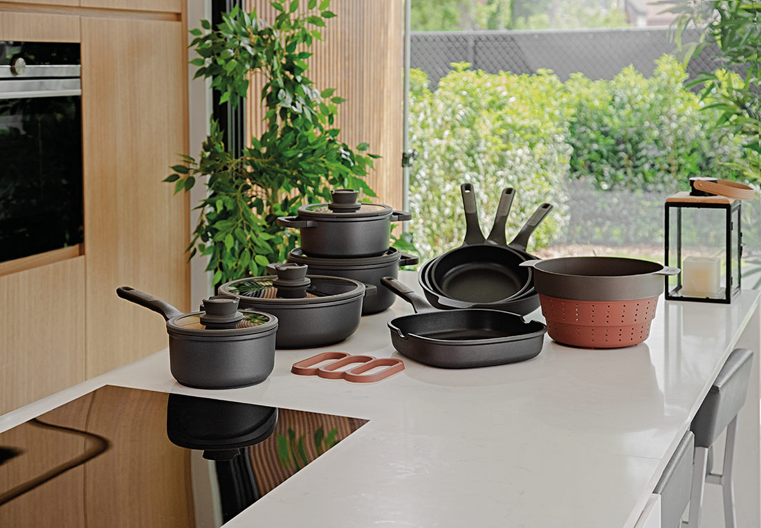 BergHOFF Glass Lid Stone+ 28cm - Large Steam Vent Glass Lid with Silicone Rim and Soft-Touch Handle