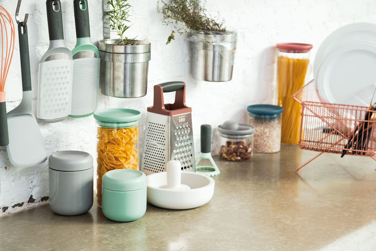 Leo 4-Sided Square Grater – 6