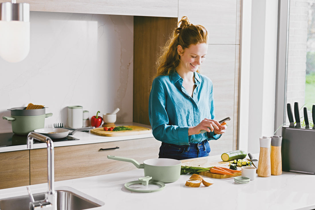 BergHOFF Straight Peeler - Balance Series with Soft-Touch Grip and Recycled Plastic Handle