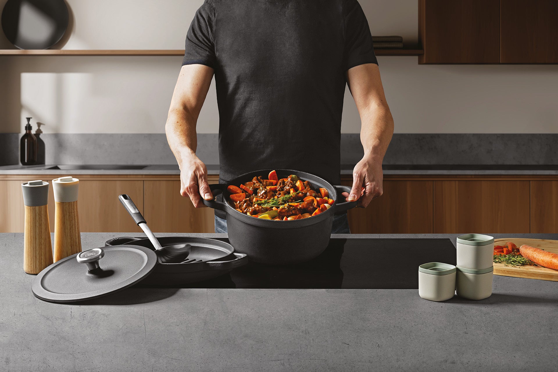 BergHOFF 26cm Cast Iron Stockpot - Graphite Series with Basting Lid for Slow Cooking