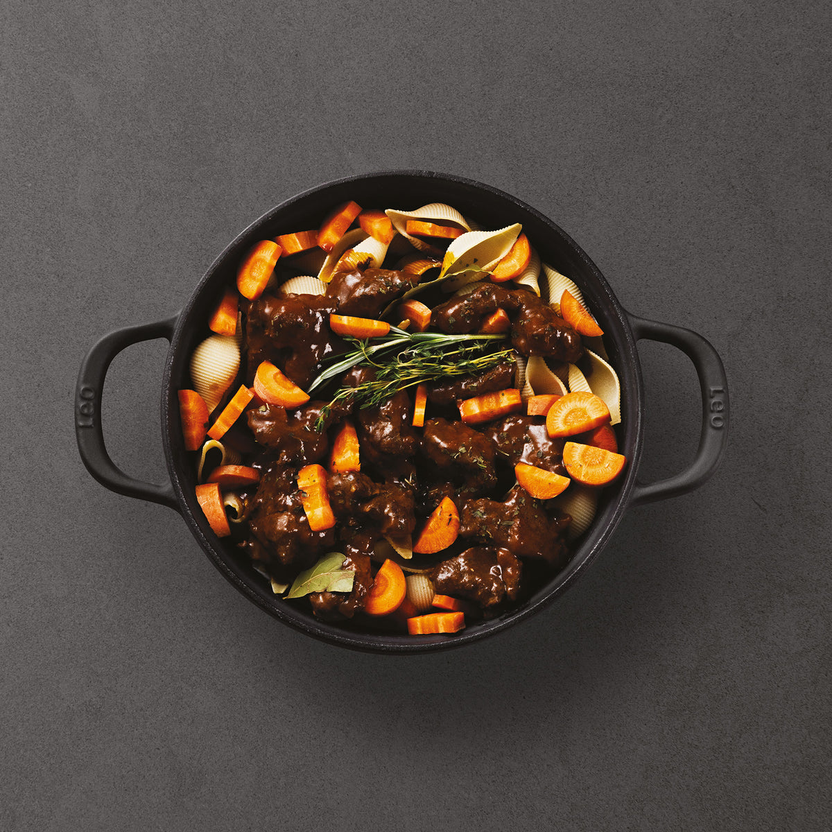 Graphite Cast Iron Covered Stockpot 26 cm – 6