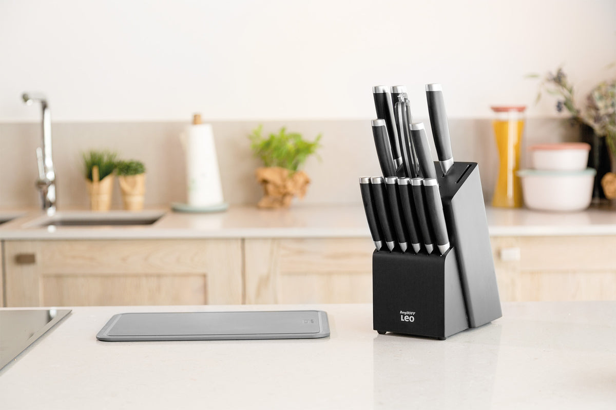 Graphite 13 daļu nažu komplekts ar bloku – 9