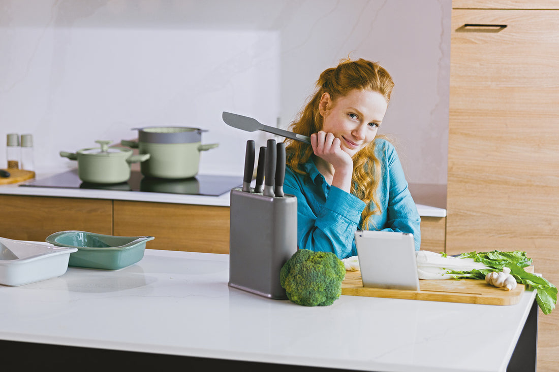 Balance Bamboo Cutting Board with Tablet Stand, 45 x 41 cm